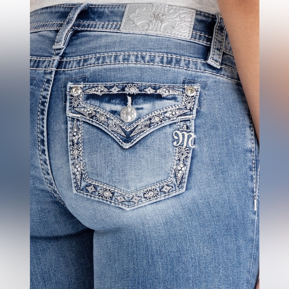 Miss Me bootcut Jeans with Silver Accents